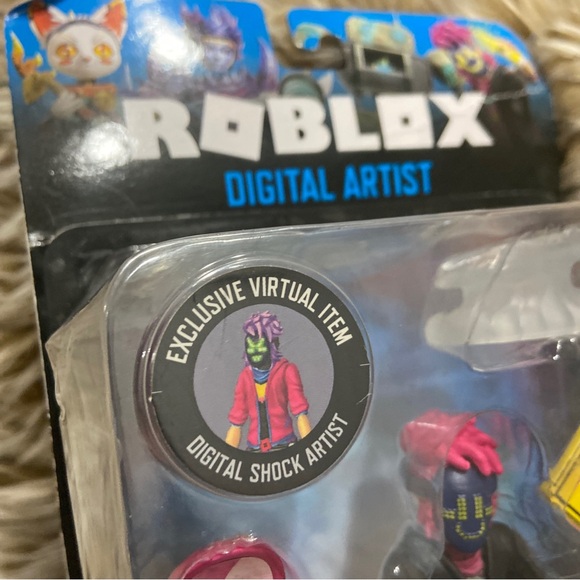 Roblox Imagination Collection - Digital Artist Figure Pack [Includes Exclusive - Picture 4 of 5